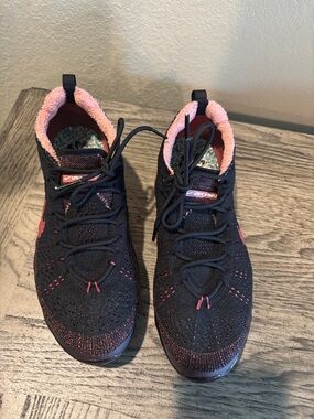 Men’s Nike Black and burgundy Flyknit VaporMax Running Shoes